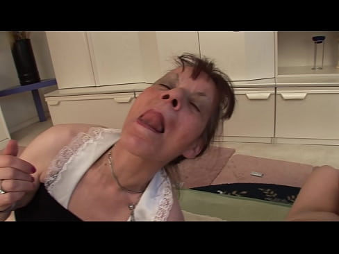 ❤️ Du avinoj kaj unu avo havas triopon Pornvideo ĉe porno eo.porn-evooli.ru ❌